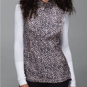 Lululemon Pack-It Vest in the "Ace Spot Grain Black"